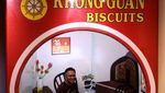 Kreatif! Ini 10 Editan Gambar Kaleng Khong Guan yang Bikin Ngakak