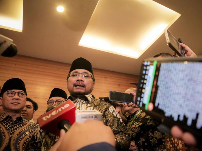 Menag Yaqut usai membuka Bimtek Petugas Haji 2023 terintegrasi mengutip kisah Uwais Al Qarni.