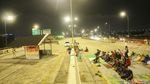 Momen Ahli Waris Lahan Gelar Salat Tarawih di Tol Jatikarya
