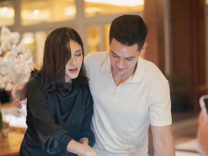 nana mirdad Nana Mirdad merayakan ulang tahunnya ke-38.