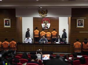 OTT Kepala BTP di Semarang, Deretan Tersangka dan Duit Miliaran Jadi Bukti