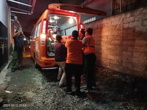 Penghuni kos di Jalan Teuku Umar Barat Gang Bucu Telu II/3C, Kota Denpasar ditemukan tewas di dalam kamarnya. (Dok. Polresta Denpasar)