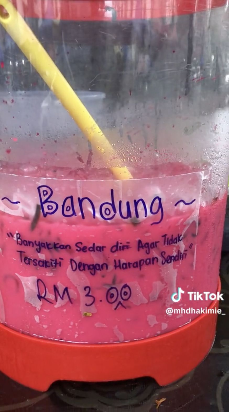 Penjual takjil minuman yang bikin baper
