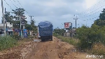 10 Potret Jalan di Lampung yang Rusak Parah, Sudah Mirip Waterboom