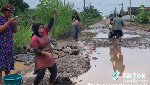 10 Potret Jalan di Lampung yang Rusak Parah, Sudah Mirip Waterboom
