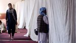 Potret Muslim Pakistan Berburu Malam Lailatulqadar di Masjid