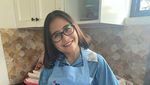 8 Momen Prilly Latuconsina Masak 300 Porsi untuk Anak Panti