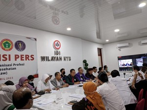 IDI NTB dan Puluhan Dokter Tolak RUU Omnibus Law Kesehatan!