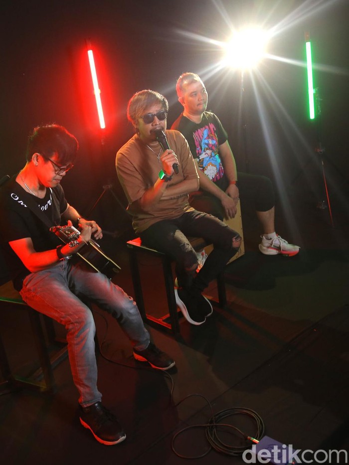 Radja band saat hadir di Main Stage detikHOT