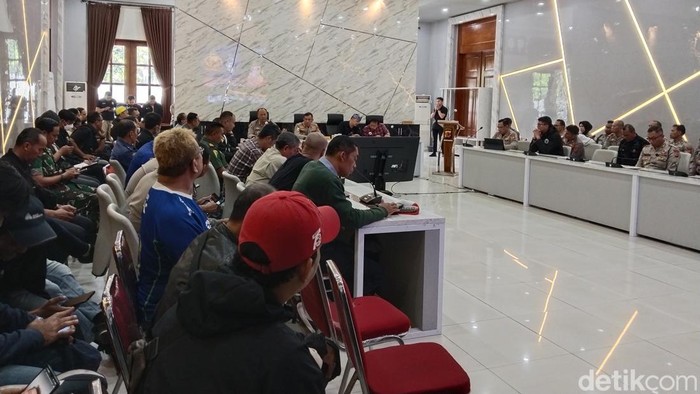 Rapat bersama Polrestabes Bandung dan perwakilan bobotoh jelang laga Persib Vs Persikabo.