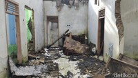 Seorang warga bernama Abdulrohman (45) mengatakan, ada 5 rukun tetangga (RT) di Kampung Susukan. Semua warga di 5 RT itu mulai pindah dari satu tahun lalu.   