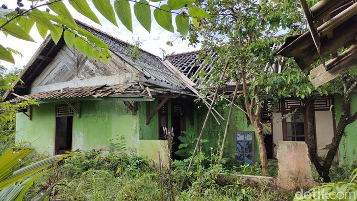 Suasana Kampung Susukan di Desa Bungur Mekar, Kecamatan Sajira, Lebak, Banten, Kamis (13/4/2023).