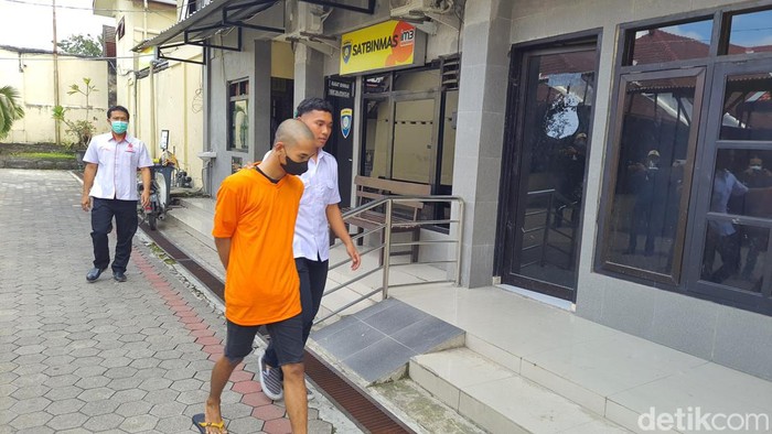 Tersangka penjual teman perempuannya untuk threesome di Mojokerto