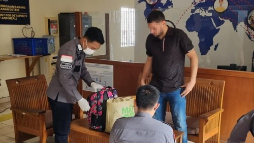 Rudenim Denpasar menahan WNA Mesir karena overstay di Bali. Orang asing itu akan segera dideportasi.