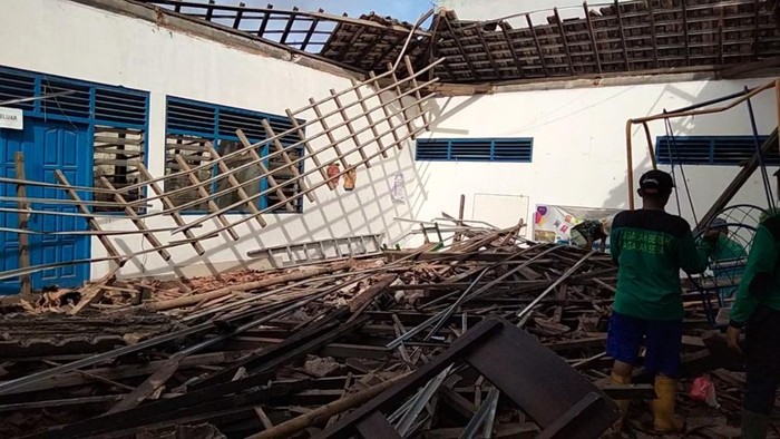 Kondisi PAUD Melati Kelurahan Jagalan, Kecamatan Jebres, Kota Solo ambruk pada Kamis (13/4) malam.