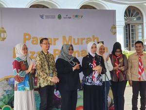 Ada Pasar Murah, Bazar Ramadan bank bjb di Gedung Sate Diserbu Warga
