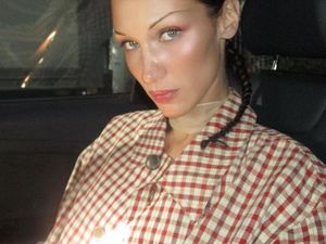 Konsisten Bela Palestina, Bella Hadid: Aku Tak Bisa Dibungkam