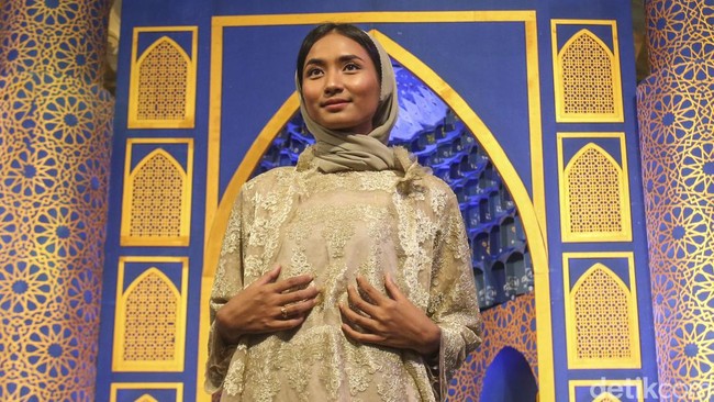 Selain itu, geliat menyambut hari kemenangan di Ramadan Runway 2023 akan semakin semarak dengan penampilan Ivan govinda, Iffy alisa, Nine ball, Natta reza, Maria calista, Jarwo, dan Ihsan Tarore.