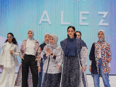 Koleksi brand ready to wear Aleza. Koleksi brand ready to wear Aleza.