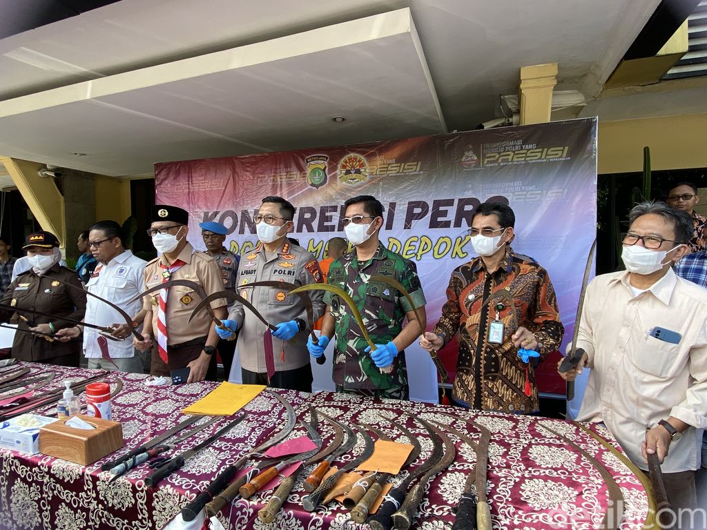 Konpers soal Tawuran di Polres Depok