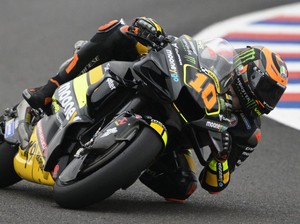 Luca Marini Cerita Suka Duka Jadi Adik Valentino Rossi