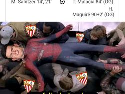 Meme Menohok Malacia dan Maguire Gebuk MU