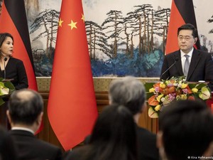Menlu Jerman Berkunjung, China Janji Tak Jual Senjata ke Rusia