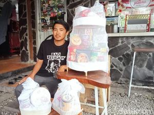 Penjual Hampers di Pasuruan Banjir Pesanan Jelang Lebaran, Omzet Puluhan Juta