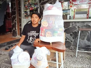 Penjual Hampers di Pasuruan Banjir Pesanan Jelang Lebaran, Omzet Puluhan Juta
