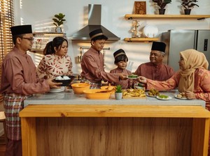 Ketupat Lebaran dengan Lauk Komplet Dirindukan Semua Orang