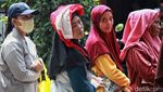 Sepekan Jelang Lebaran, Sembako Murah Diserbu Warga