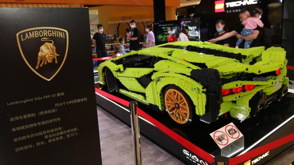 Siapa Sangka, Lamborghini Ini Terbuat dari Kepingan Lego