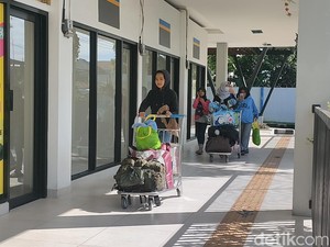 Suasana Mudik Mulai Terasa di Terminal Garut