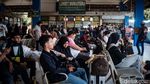 Potret Terminal Kampung Rambutan Mulai Padat Sepekan Jelang Lebaran