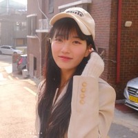 Mantan kekasih Lee Min Ho itu mengingatkan netizen Korea dengan masa remajanya saat membintangi drama Korea Dream High. Foto: dok. Instagram @skuukzky