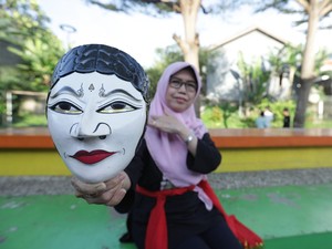 Kisah Kartini, Penari yang Dibayar 2.5 Gram Emas Sekali Pentas