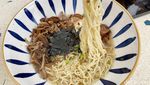 Nongkrong Cantik Sambil Nikmati Ramen di Kafe Estetik Surabaya