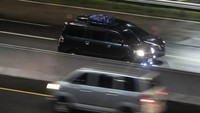 Arus mudik dari Jakarta menuju Cikampek terpantau masih lancar pada Jumat (14/4/2023) malam.