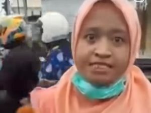 Heboh ASN Dinkes Gorontalo Marah saat Ditahan Hendak Terobos Rombongan RI 2