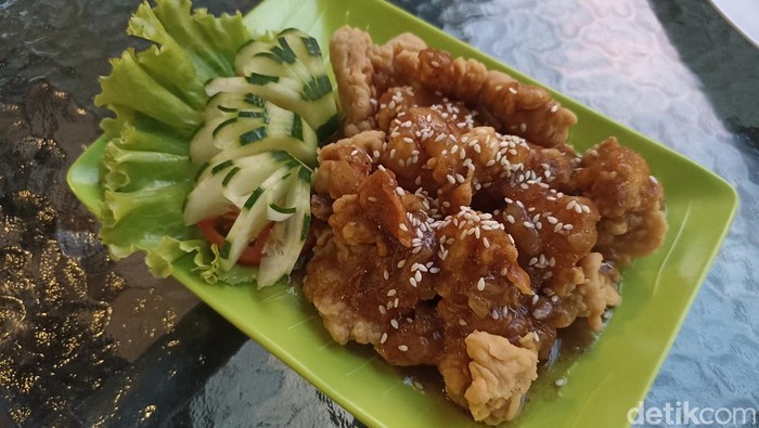 Ayam karage saus kurma