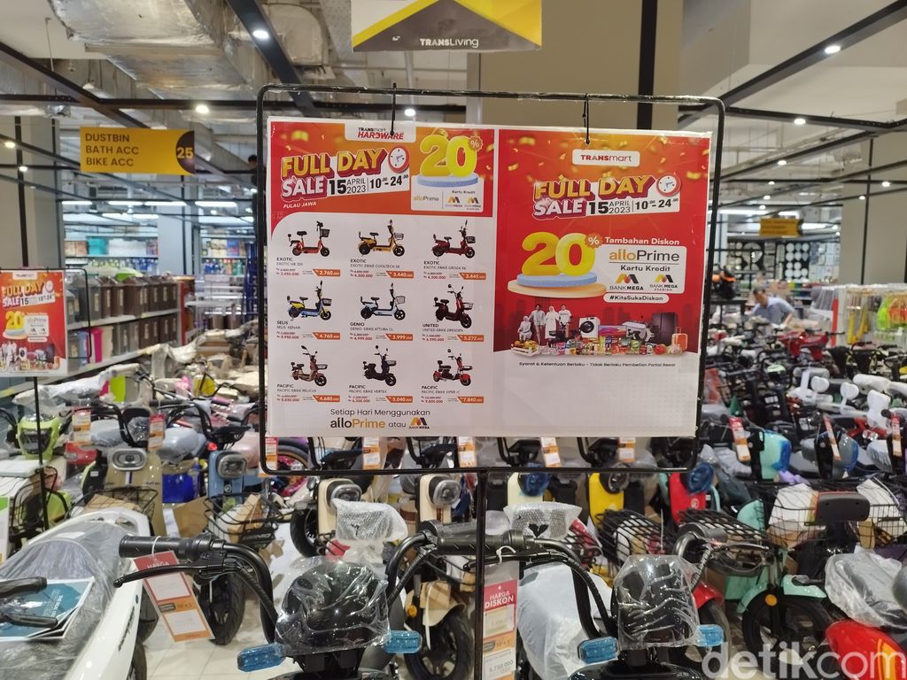 Beli Sepeda Listrik di Transmart Kokas Mulai Rp 2,7 Jutaan Aja