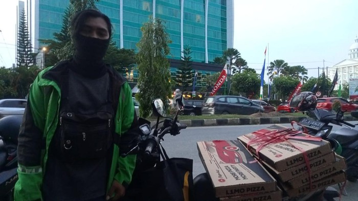 Driver Ojol di Kendari, Sultra orderan fiktif membeli pizza seharga Rp 955 ribu.