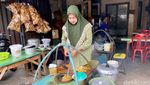 Empal Gentong Bu Darma Masih Satu Famili dengan Mang Darma, Ini Bedanya