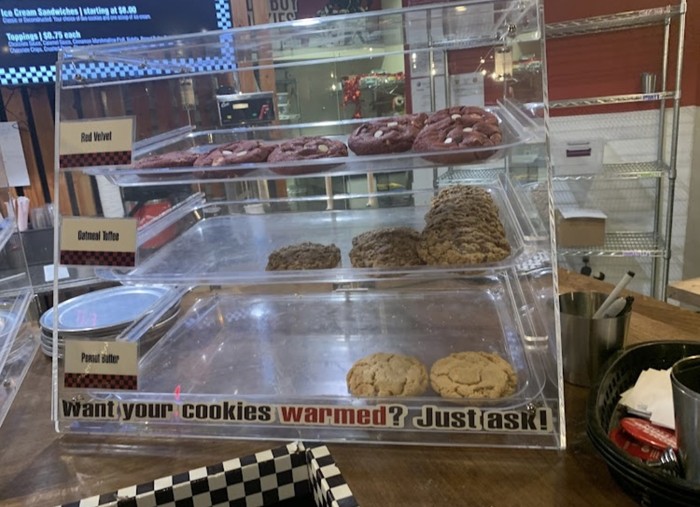 Gerai Cookies Ini Punya Varian Unik, Ada Jumbo hingga Cookie Taco! Gerai Cookies Ini Punya Varian Unik, Ada Jumbo hingga Cookie Taco!