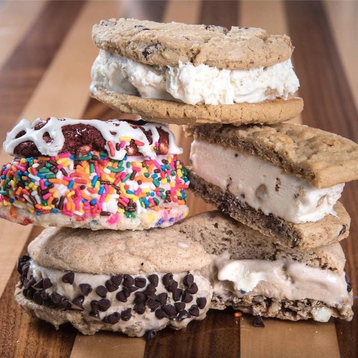 Gerai Cookies Ini Punya Varian Unik, Ada Jumbo hingga Cookie Taco! Gerai Cookies Ini Punya Varian Unik, Ada Jumbo hingga Cookie Taco!