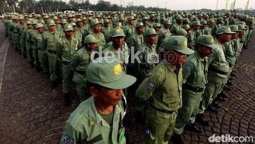 Hari Pertahanan Sipil diperingati setiap tanggal 19 April. Hari besar tersebut bertujuan untuk merayakan lahirnya satuan Pertahanan Sipil (Hansip) di Indonesia.
