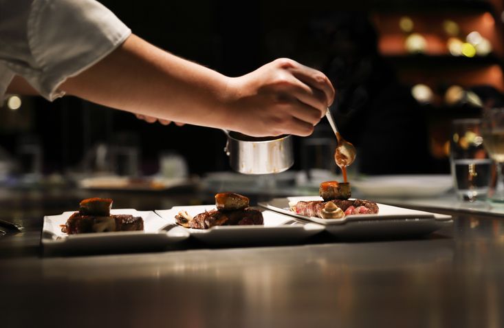 Kapan Peserta Masterchef Boleh Masak Memakai Buku Resep?