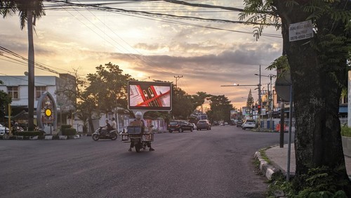Suasana lalu lintas di Kota Mataram.