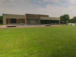Ronaldo Sewakan Mansion Mewahnya: Rp 161 Juta Per Bulan