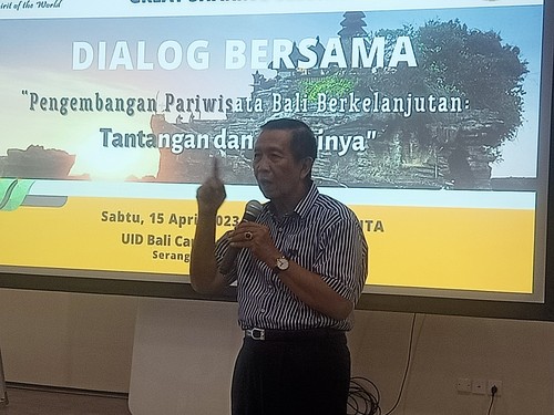 Mantan Gubernur Bali Made Mangku Pastika di UID Bali Campus, Serangan, Denpasar, Bali, Sabtu (15/4/2023). (Ni Made Lastri Karsiani Putri/detikBali)